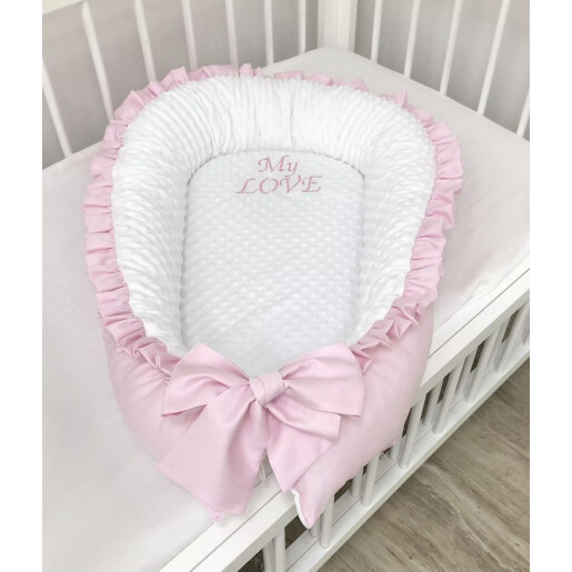 Cuib baby nest bebelusi cu desfacere  si volanase Roz baby - Mincky alb