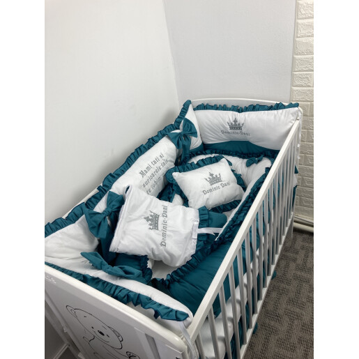 Pat + saltea + Lenjeria cu apărători super groase, fundițe și 4 broderii, cearșaf pilota și pernuta Premium by Deseda Verde smarald - alb