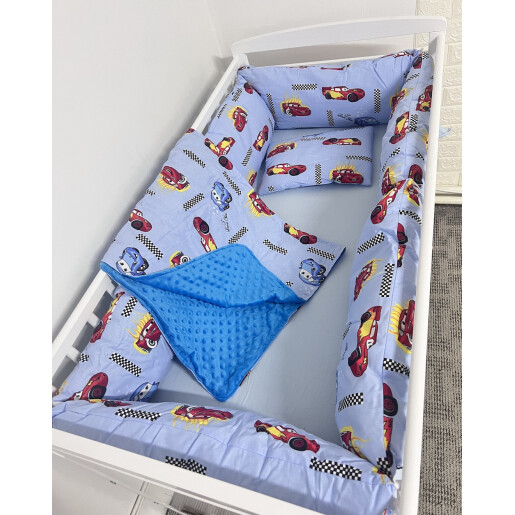 OTL Lenjerie cu 6 bucati Perne Lungi protectii laterale patut, cearșaf, păturică și pernuta Deseda Cars