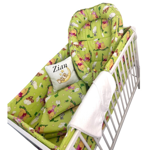 Patut bebe + saltea + Lenjerie de pat CN Winnie pe verde + cuib + prosop de baie + perna personalizata