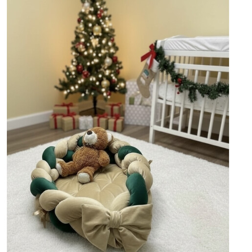 Cuib transformabil cu laterala împletită + paturica personalizata Deseda Catifea Verde crud- auriu