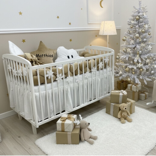 Lenjerie de pat din CATIFEA Bej aurie cu apărătoare împletită în 3, port bebe și perne deco steluța și norisor Deseda