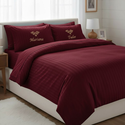 Lenjerie de pat 2 persoane Personalizata Damasc Visiniu burgund LUX by Deseda