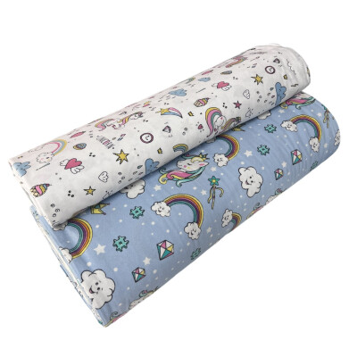 Set din finet paturica bebe cu cearsaf si pernuta pt pat Unicorni pe fond colorat