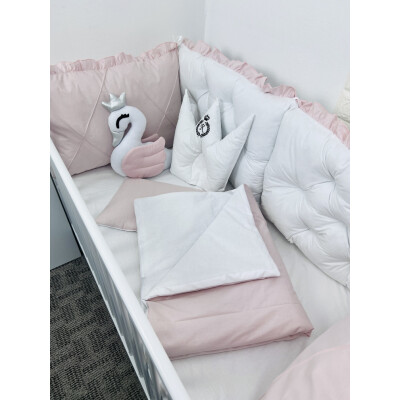 Lenjerie de pat 120x60 cm cu 2 apărători Super groase si 2 matlasate, roz pudrat -alb