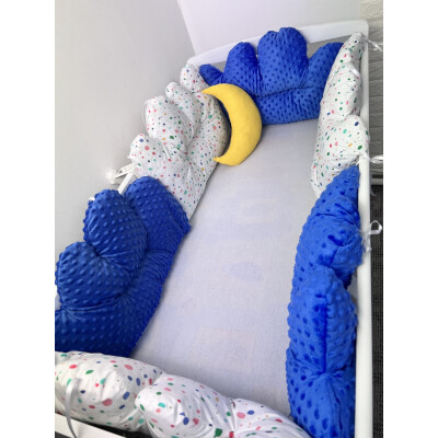 Set 6 aparatori patut pernute norisori Mincky albastru - pete mici de culoare + perna mică luna Deseda