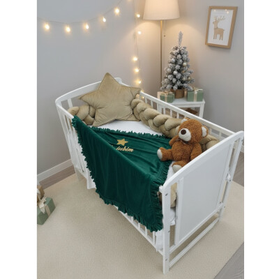 Lenjerie de pat 4 piese din CATIFEA Bej aurie cu apărătoare împletită în 3, paturica și perna deco steluța din catifea Deseda