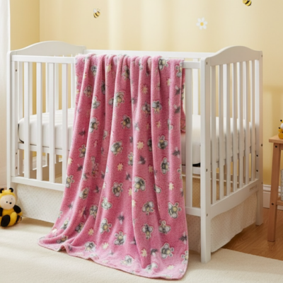 Paturica din plush cocolino Albinuțe pe roșu