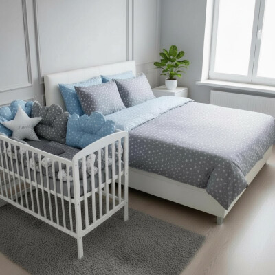 Lenjerie de pat cu 3 pernute norisori si impletitura Stelute + lenjerie pat matrimonial Momente Deseda