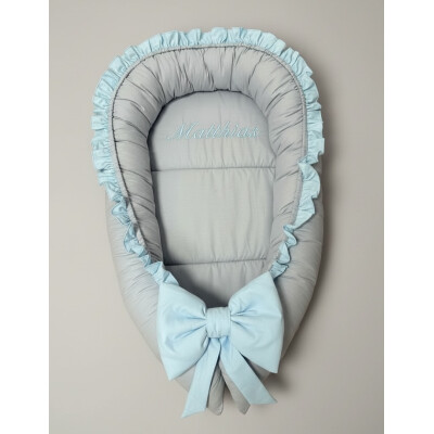 Cuib PERSONALIZAT babynest bebelusi cu desfacere si volanase Baby blue - gri - gri Elegance by Deseda