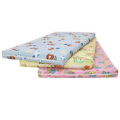 Patut bebe + saltea + Lenjerie de pat CN Winnie pe albastru + cuib + prosop de baie + perna personalizata