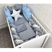 Lenjerie de pat cu 3 norisori, impletitura, cearsaf, paturica si pernuta pt bebelusi Deseda Mix stelute gri - bleo