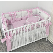 Lenjerie de pat cu 4 apărători matlasate Bicolore și o apărătoare împletită și fundițe Roz baby - alb