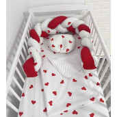Set 5 piese Lenjerie de pat cu aparatoare impletita, port bebe si cuib babynest cu desfacere Deseda Inimioare rosii pe alb