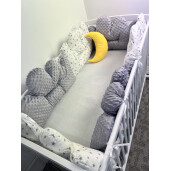 Set 6 aparatori patut pernute norisori Mincky gri - steluțe gri pe alb + perna mică luna Deseda