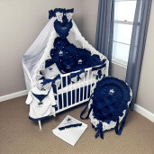 Pat + saltea + Lenjerie de pat din Catifea Albastru Royal cu apărători matlasate Price  + baldachin cu dantela și suport + cuib cu desfacere asortat + set de baie