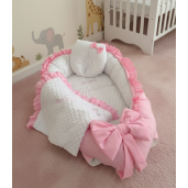 Cuib baby nest bebelusi cu desfacere  si volanase Roz baby - Mincky alb
