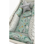 Lenjerie cu 6 bucati Perne Lungi protectii laterale patut, cearșaf, păturică și pernuta Deseda Ursi somnoroși vernil - steluțe gri pe alb