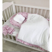 Cuib baby nest bebelusi cu desfacere  si volanase Roz baby - Mincky alb
